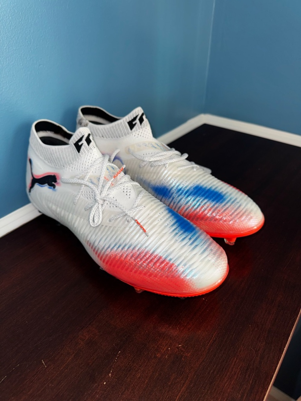 Puma White Cleats with Blue and Red Gradient